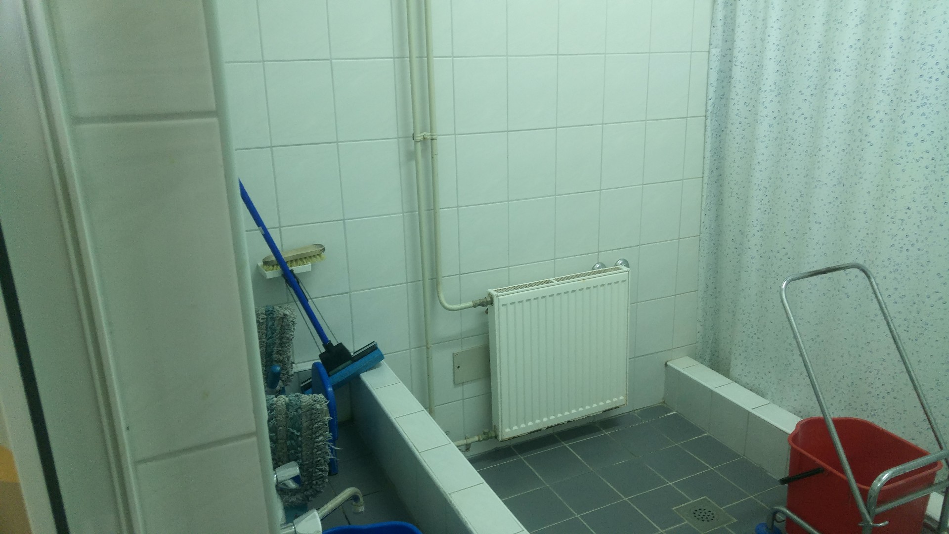 Tuš