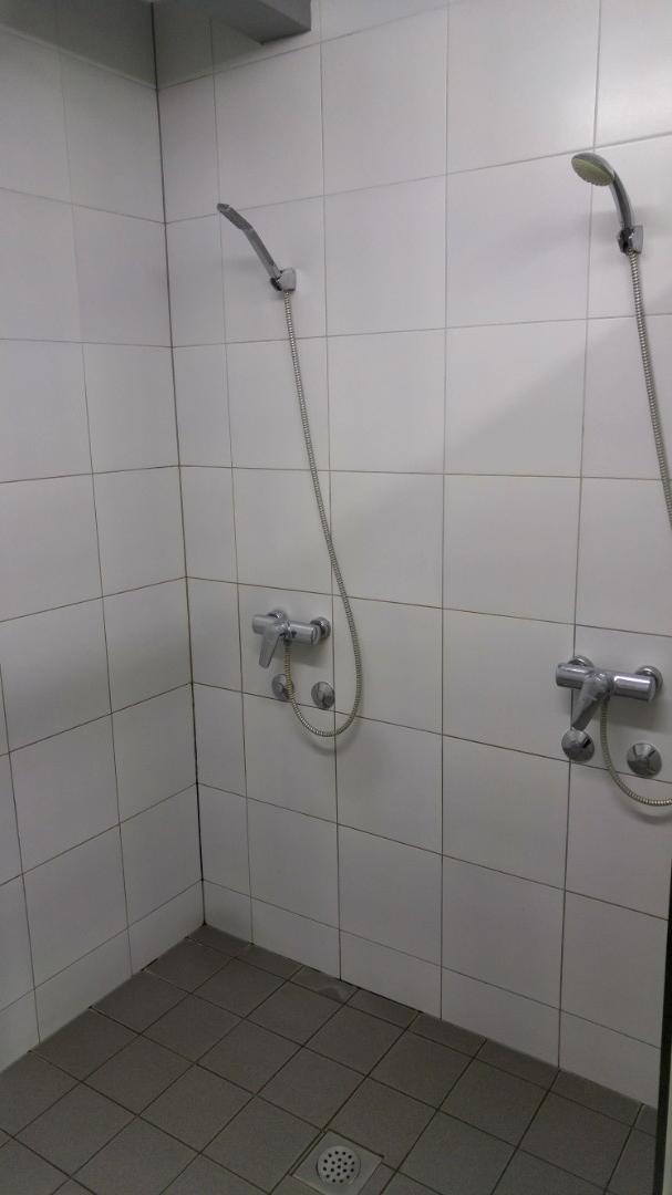 Tuš