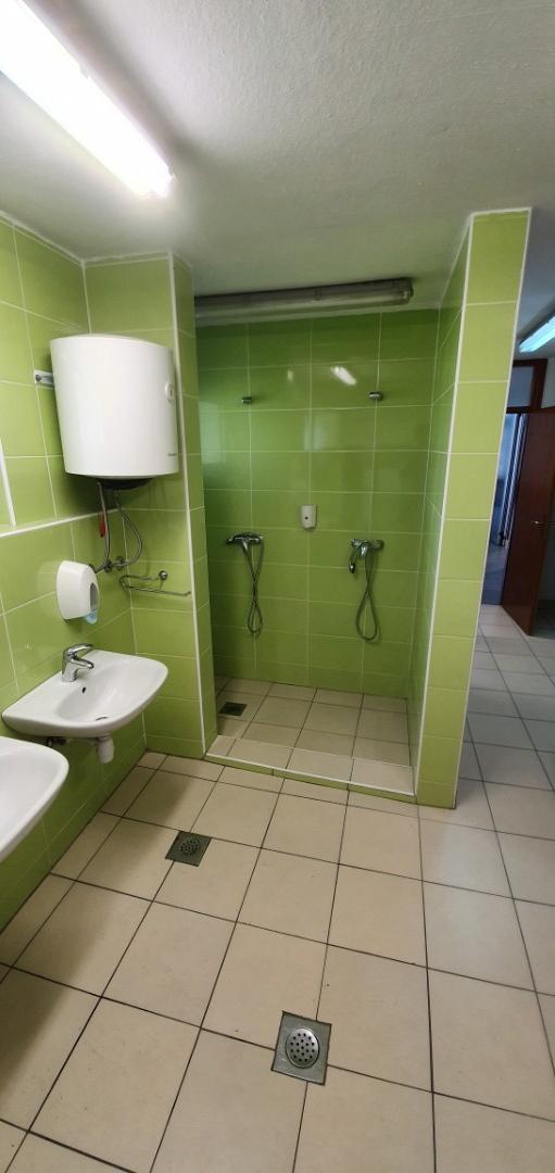 Tuš