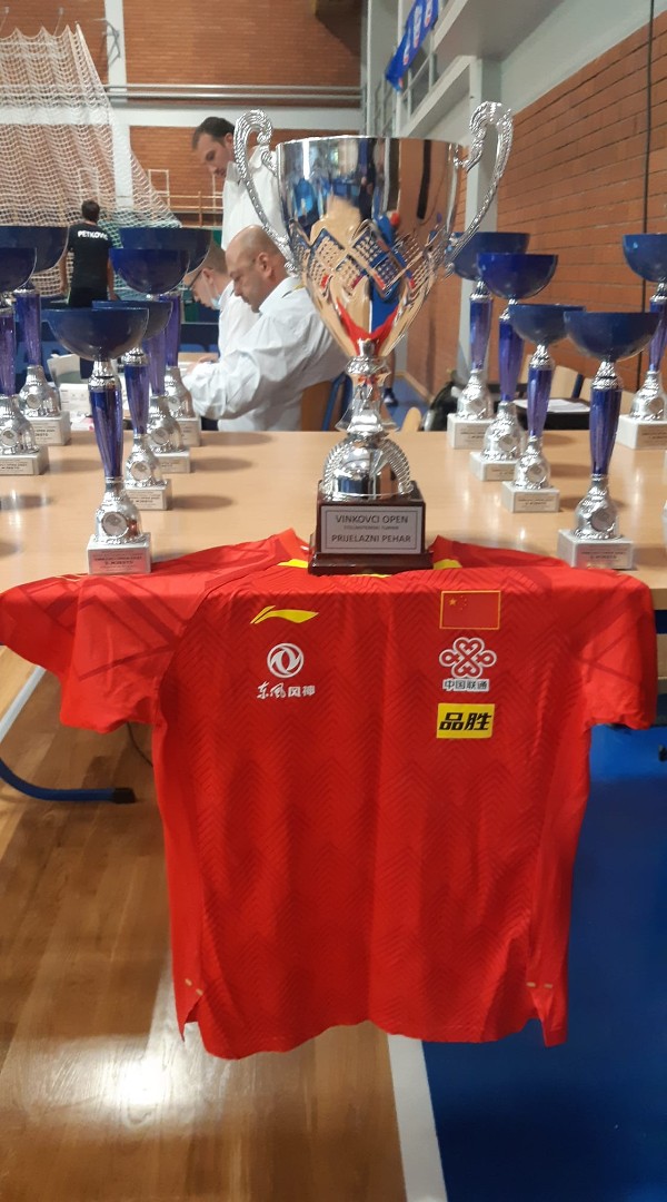 Vinkovci Open 2021 - dres i pehari